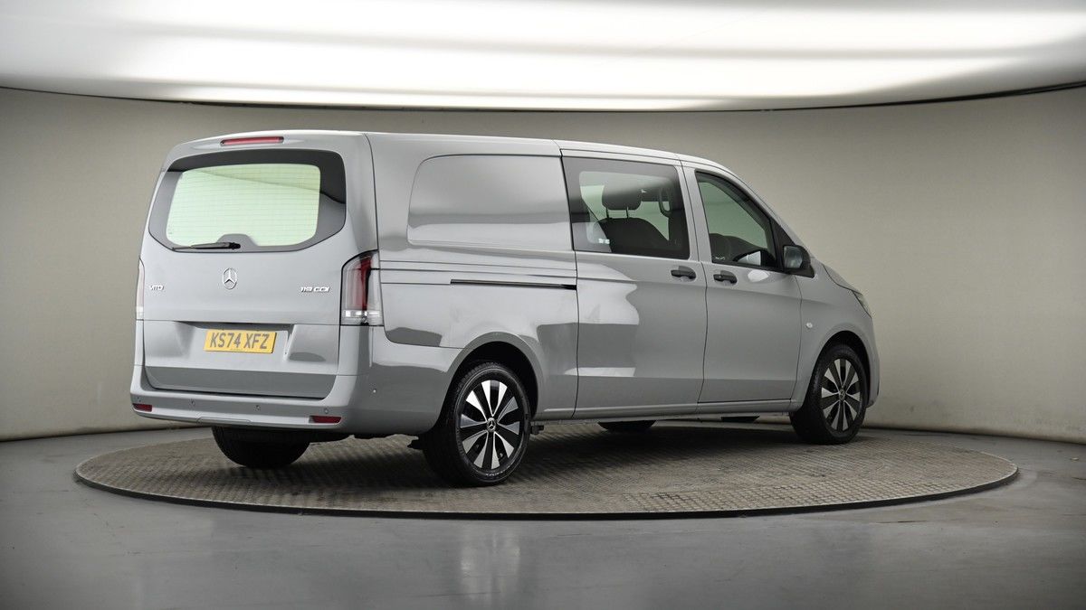 Mercedes-Benz Vito Image 7
