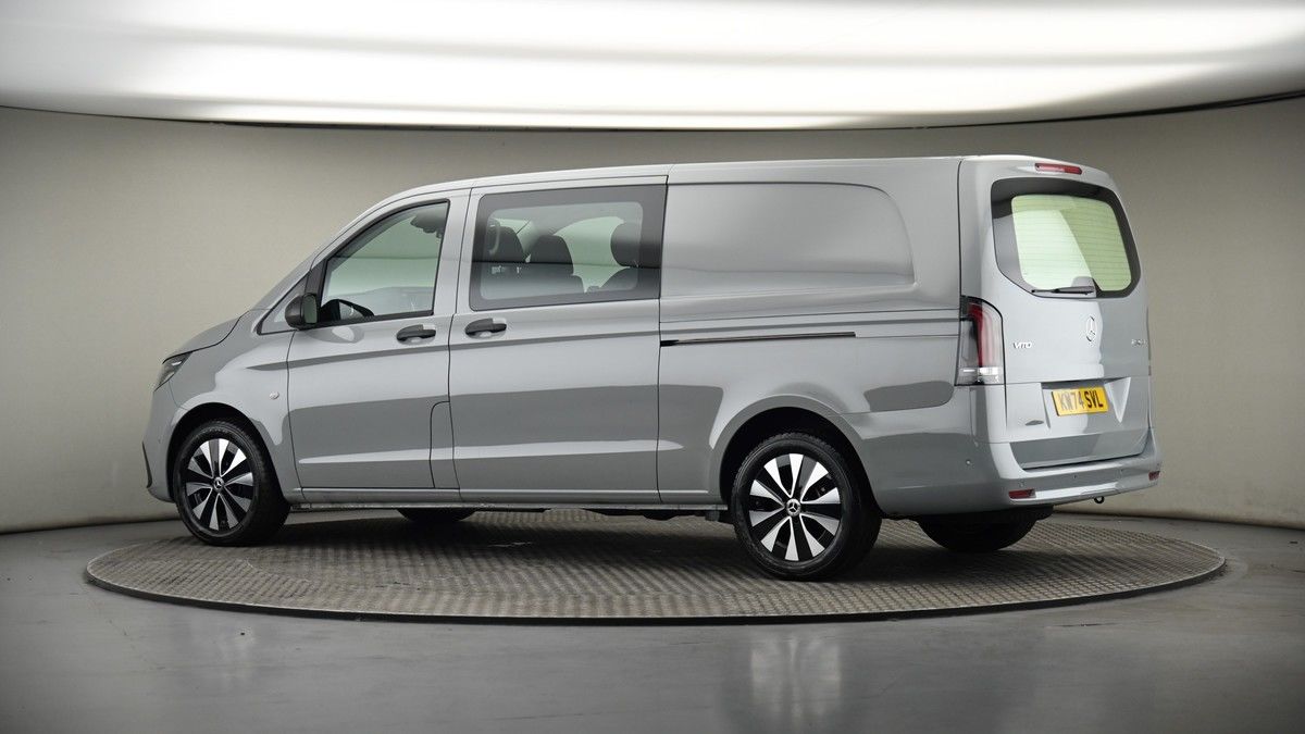 More views of Mercedes-Benz Vito