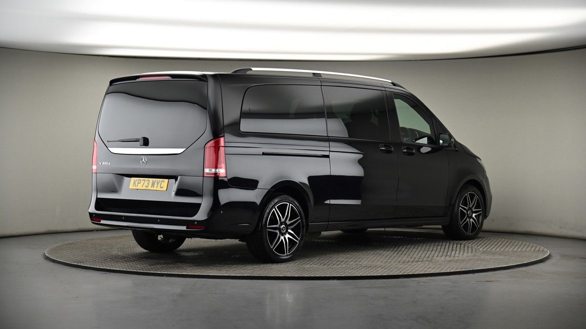 Mercedes-Benz V Class Image 6