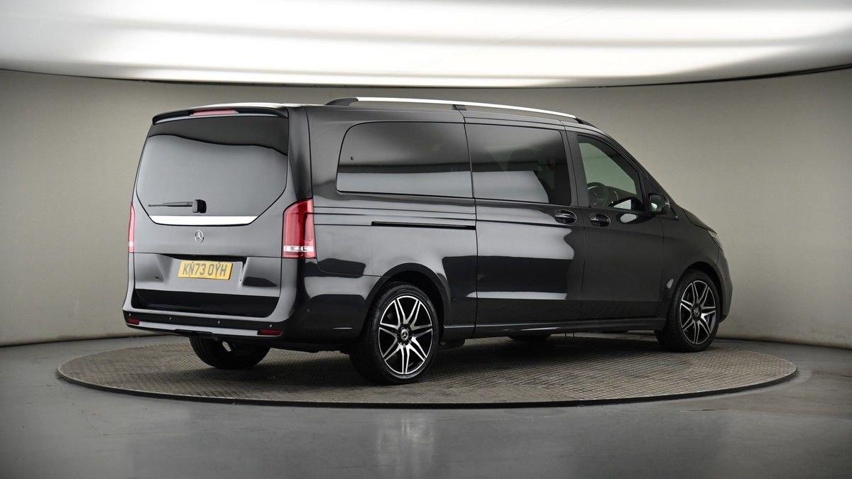 Mercedes-Benz V Class Image 7