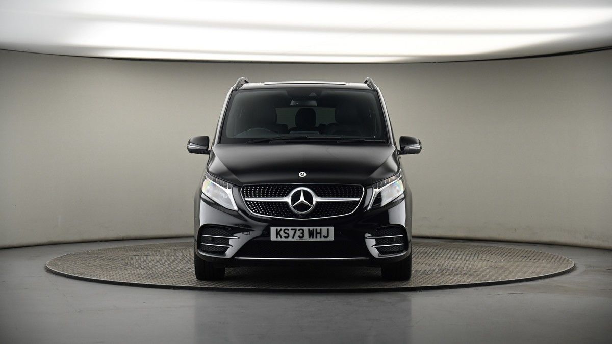 Mercedes-Benz V Class Image 18