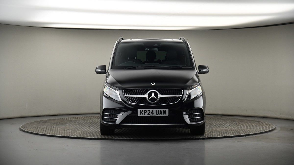 Mercedes-Benz V Class Image 18