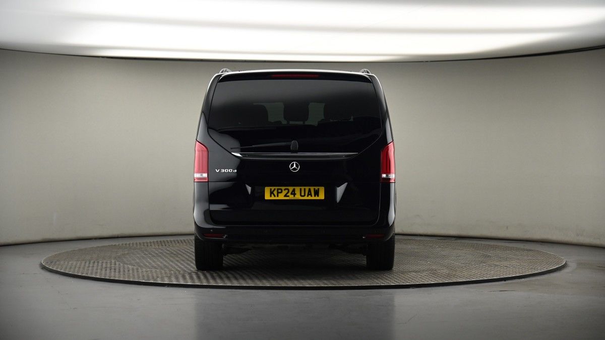 Mercedes-Benz V Class Image 17