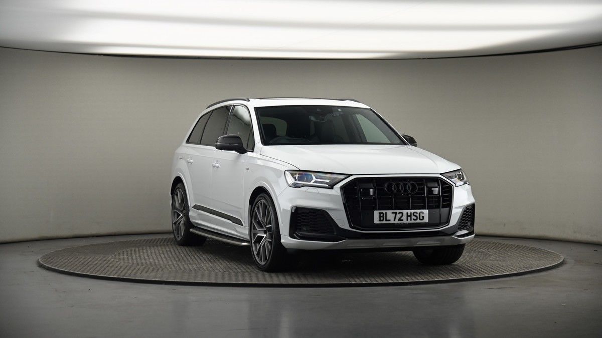 More views of Audi Q7