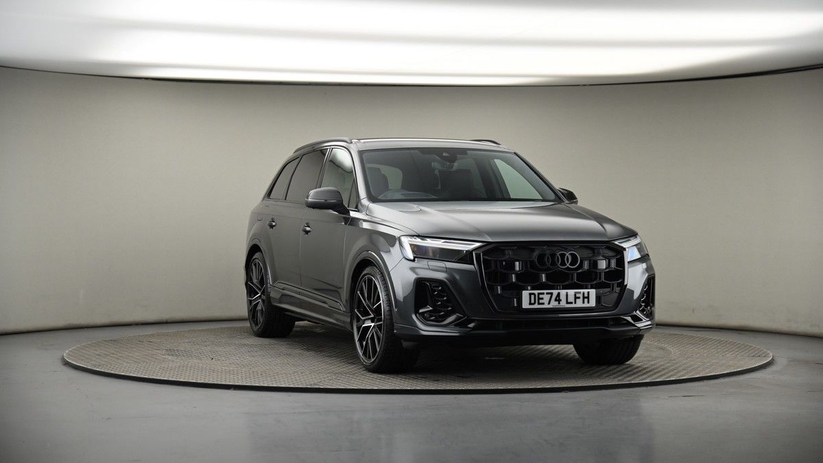 More views of Audi SQ7