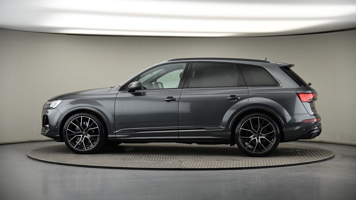 More views of Audi SQ7