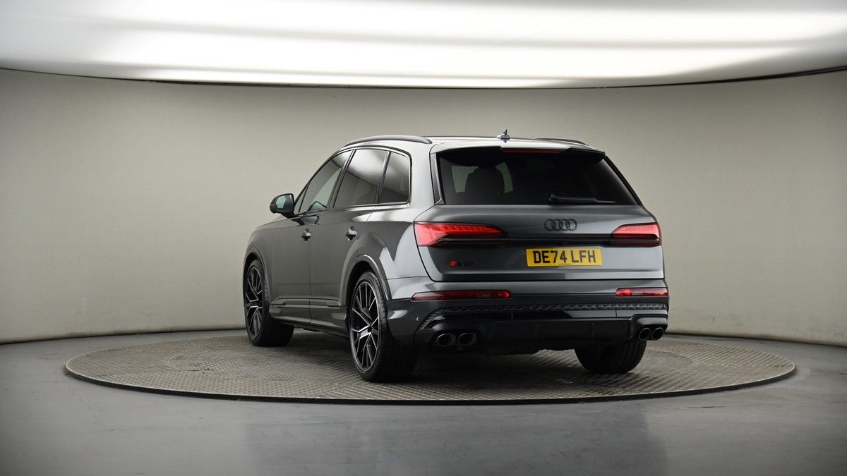 More views of Audi SQ7