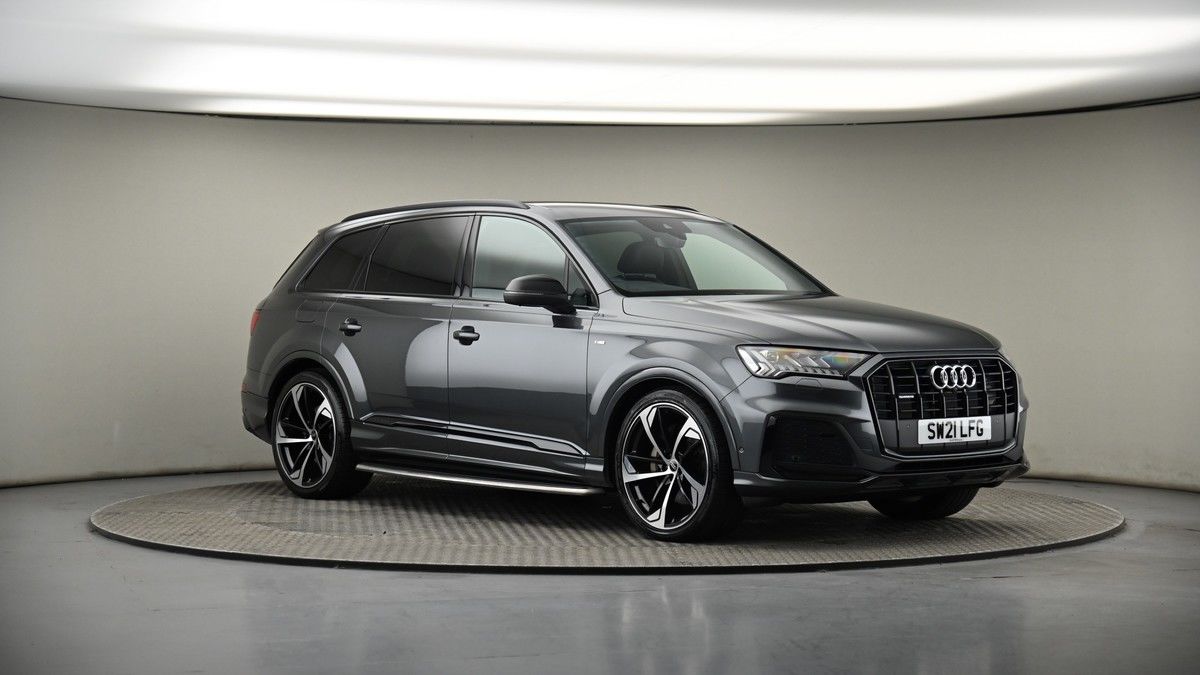 More views of Audi Q7