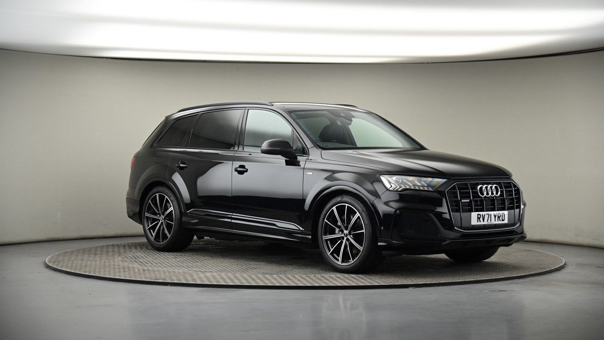 More views of Audi Q7