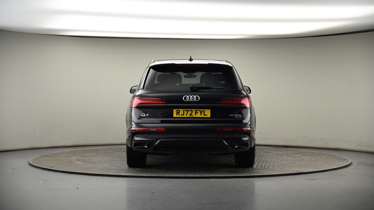 Audi Q7 Image 16