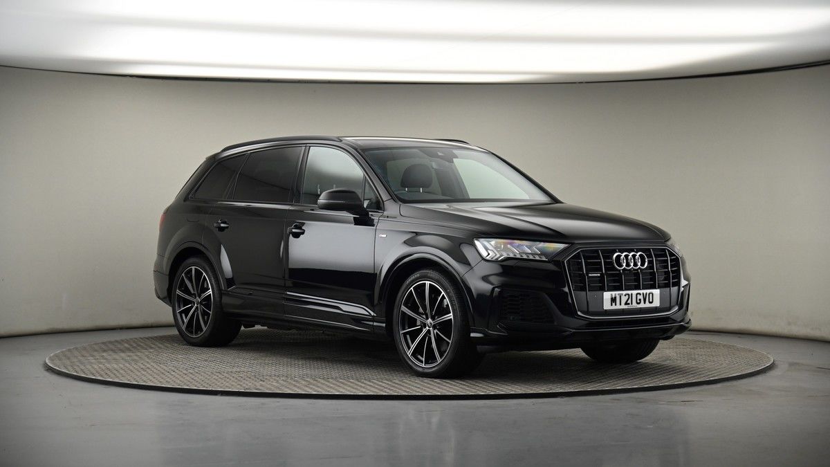 More views of Audi Q7