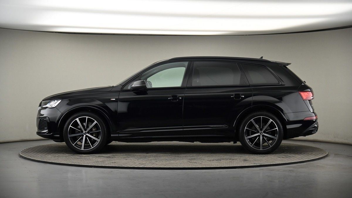 Audi Q7 Image 19