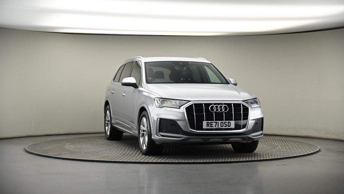 More views of Audi Q7