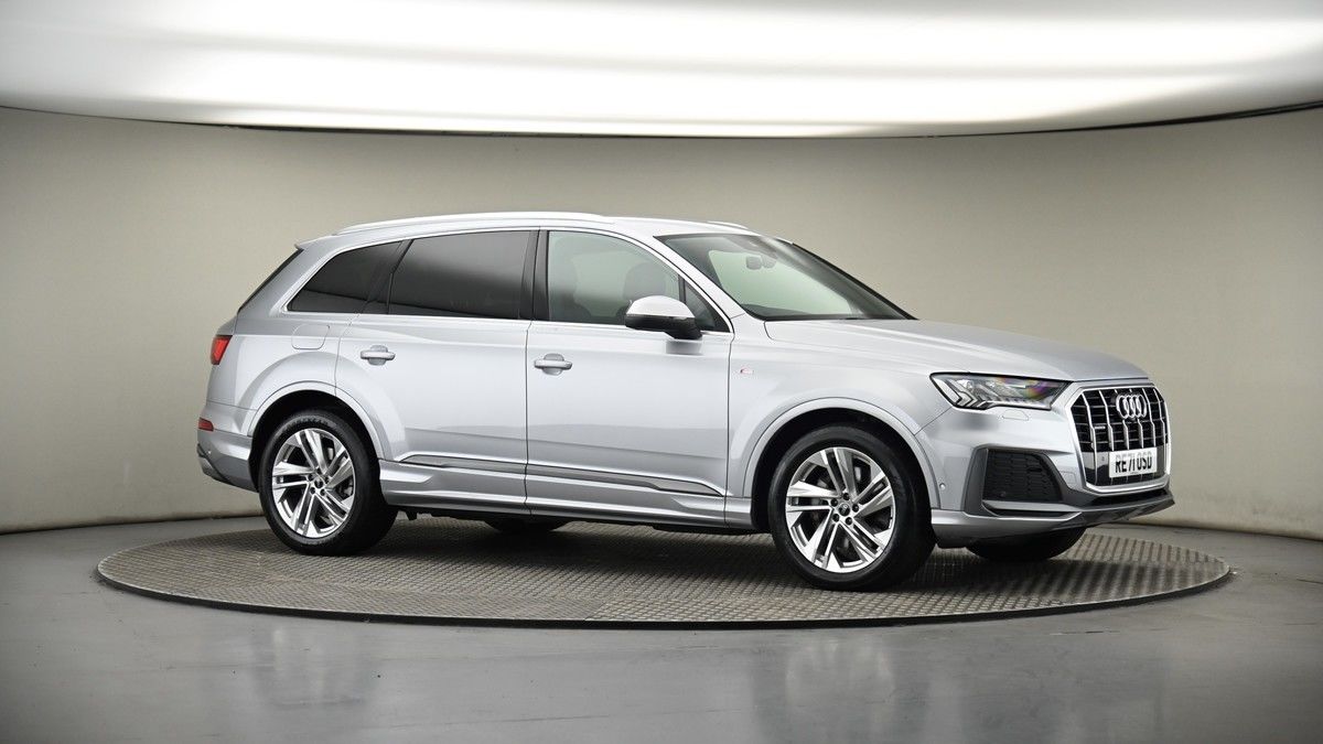 Audi Q7 Image 6
