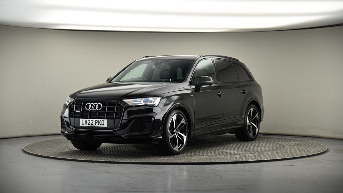 More views of Audi Q7