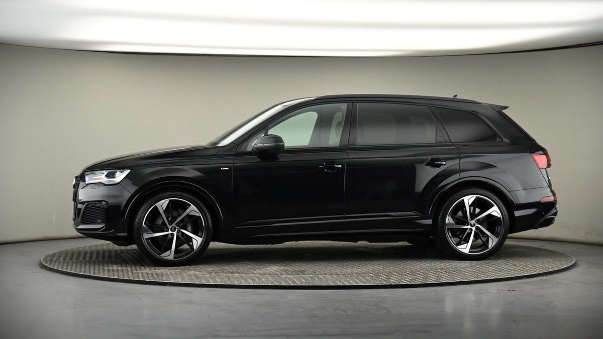 Audi Q7 Image 19