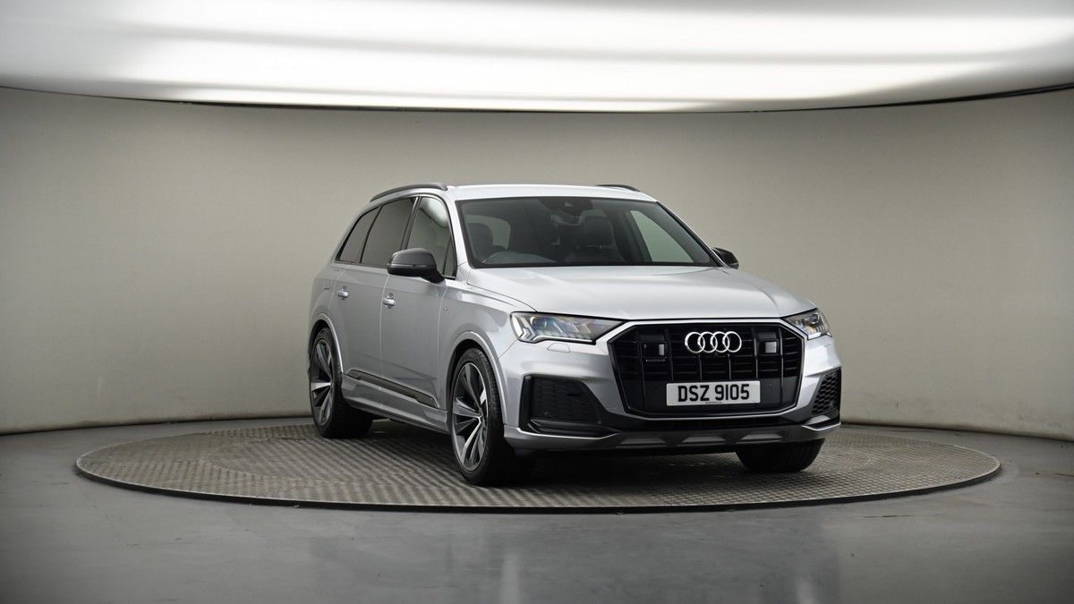 More views of Audi Q7