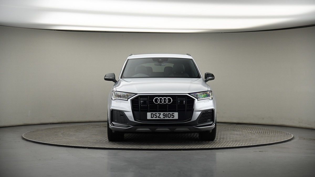 Audi Q7 Image 17