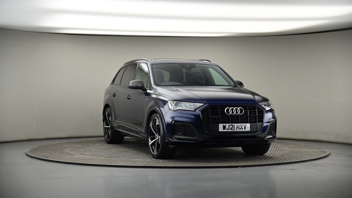 More views of Audi Q7