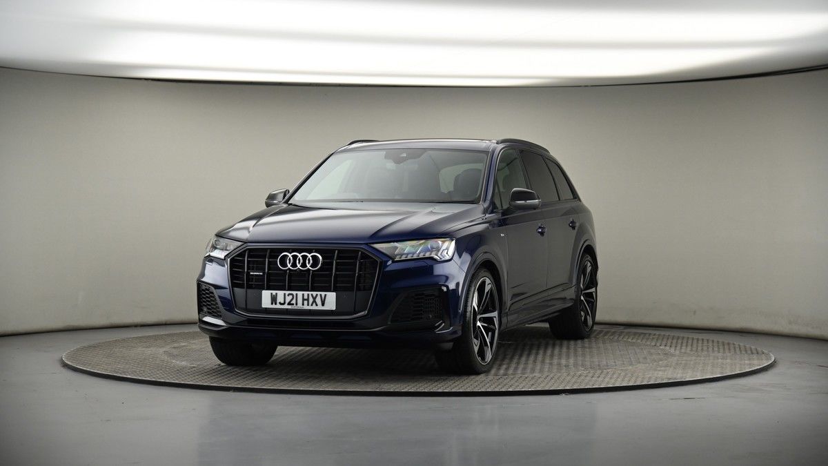 More views of Audi Q7