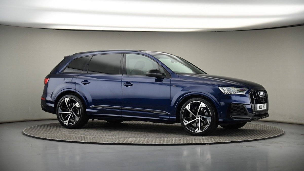 Audi Q7 Image 6