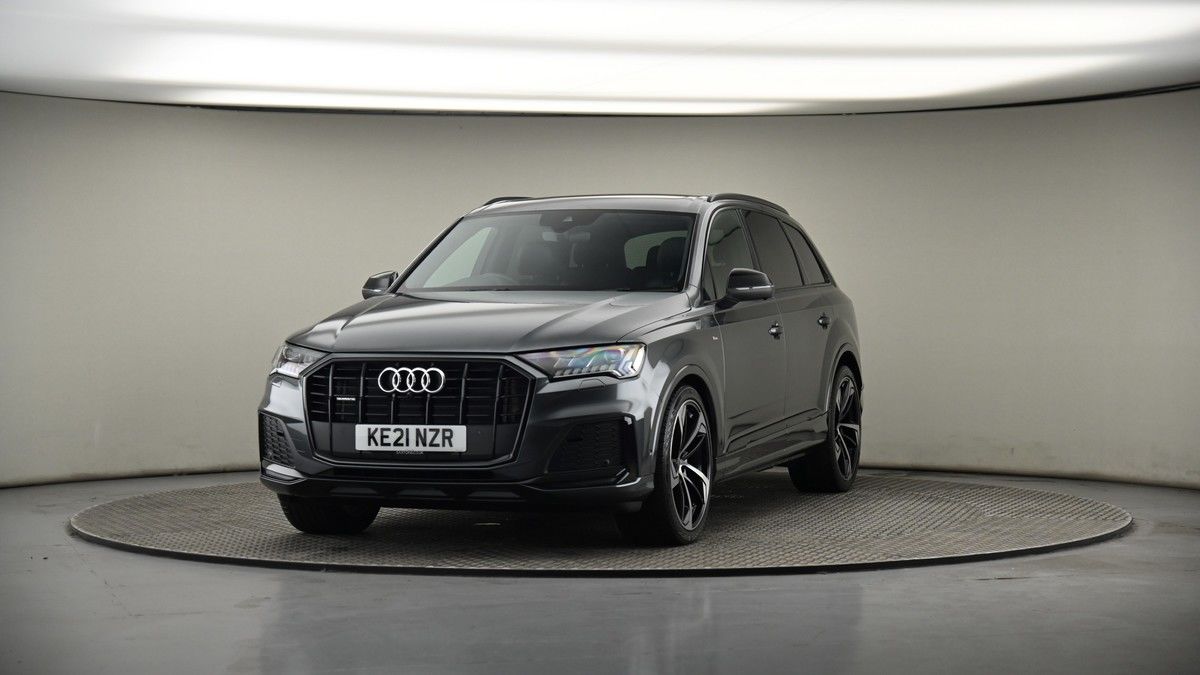 More views of Audi Q7