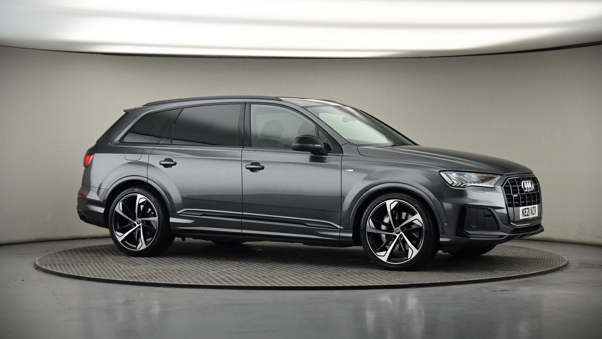 Audi Q7 Image 6