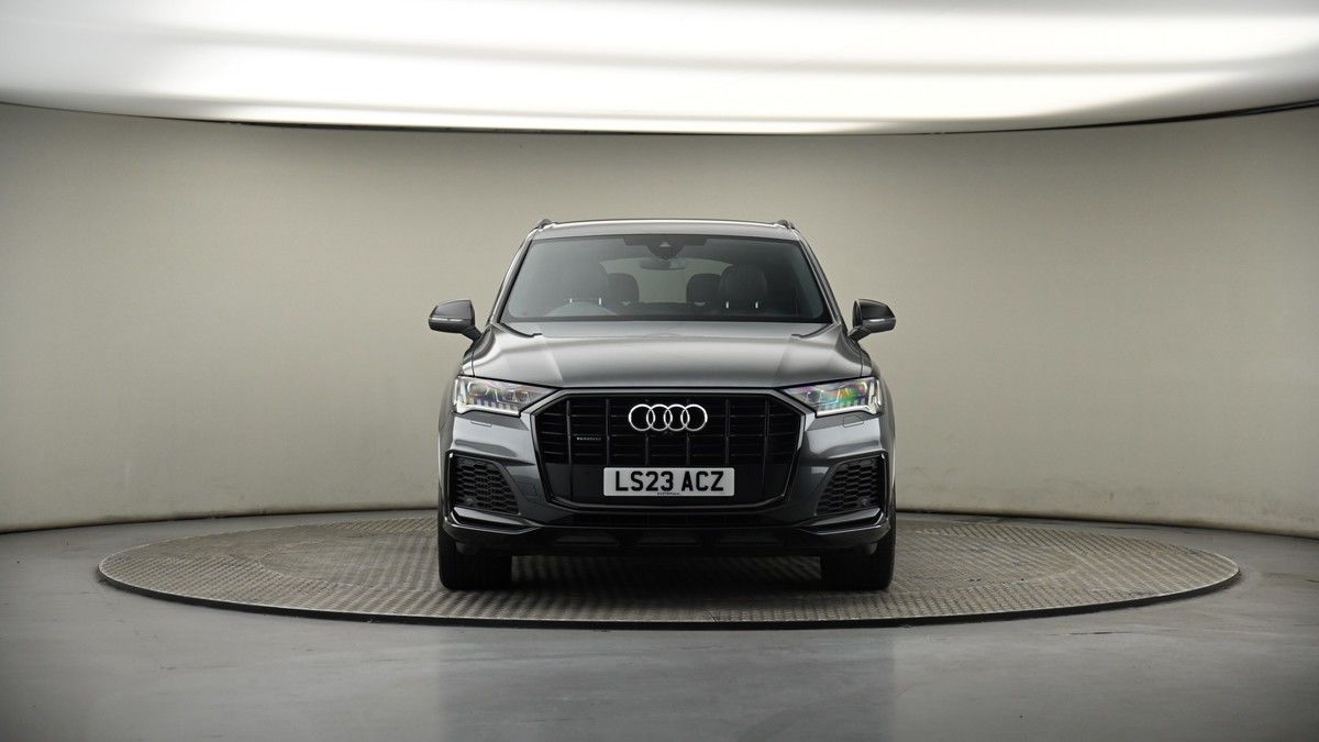 Audi Q7 Image 18