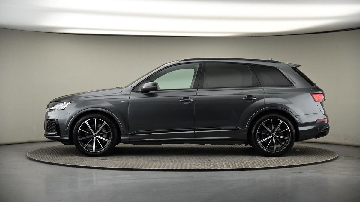Audi Q7 Image 19