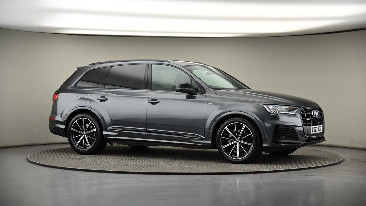 Audi Q7 Image 6