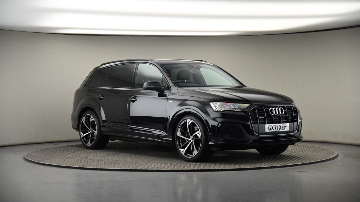 More views of Audi Q7