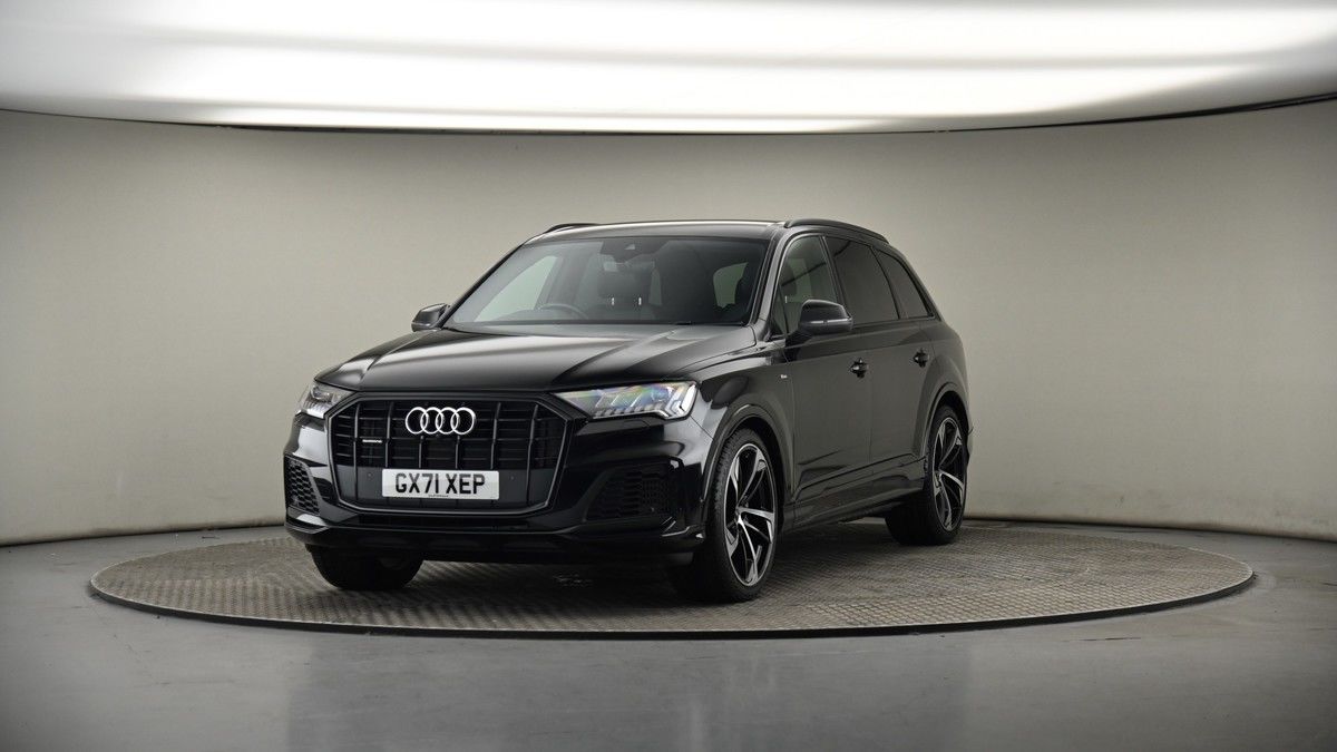 More views of Audi Q7