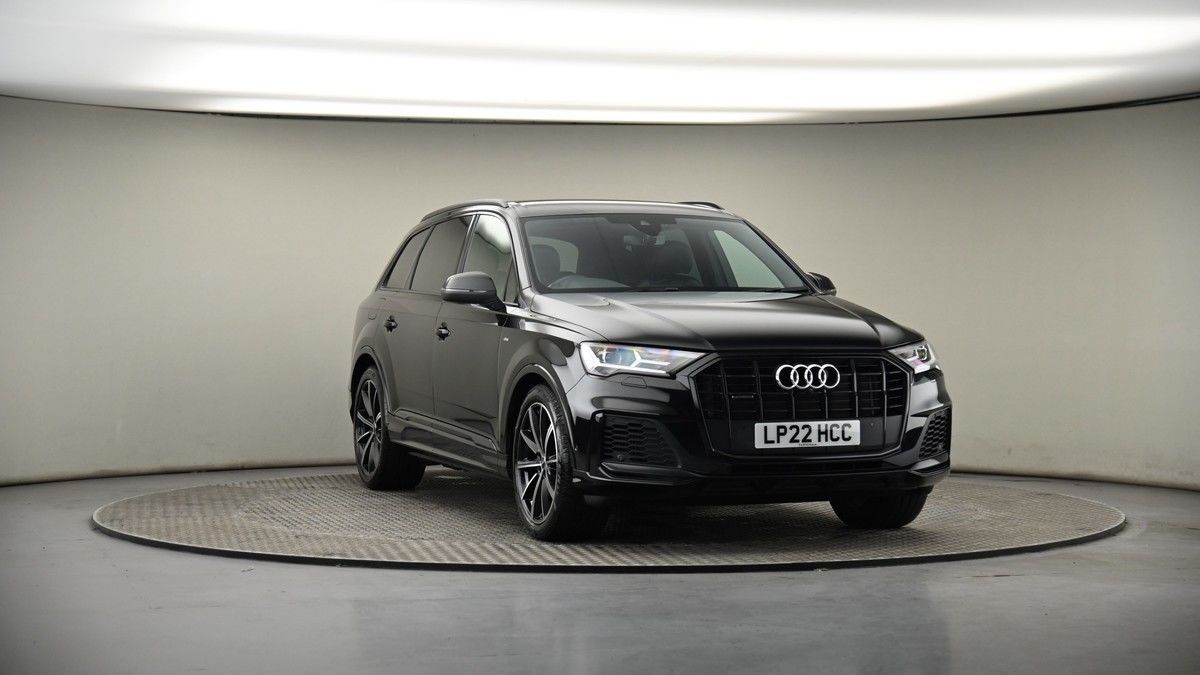 More views of Audi Q7
