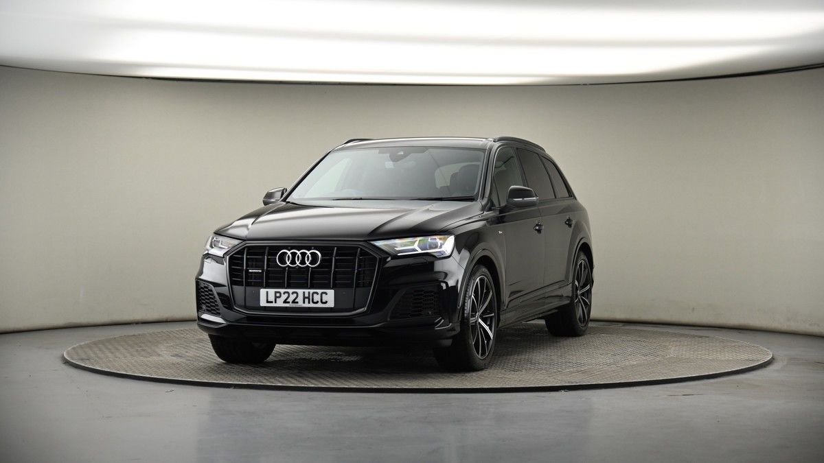 More views of Audi Q7