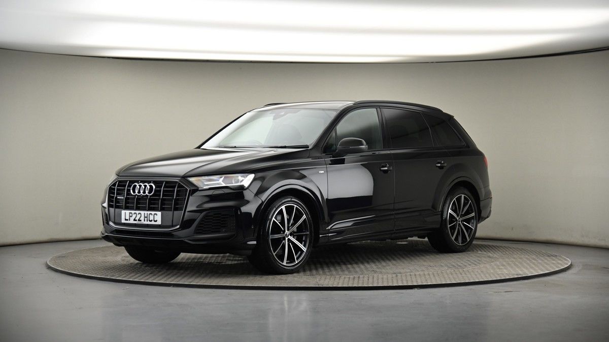 More views of Audi Q7