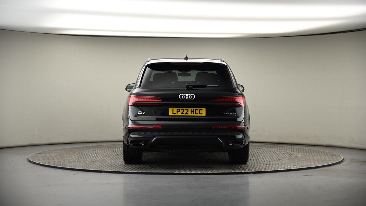 Audi Q7 Image 16