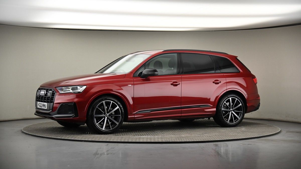 More views of Audi Q7