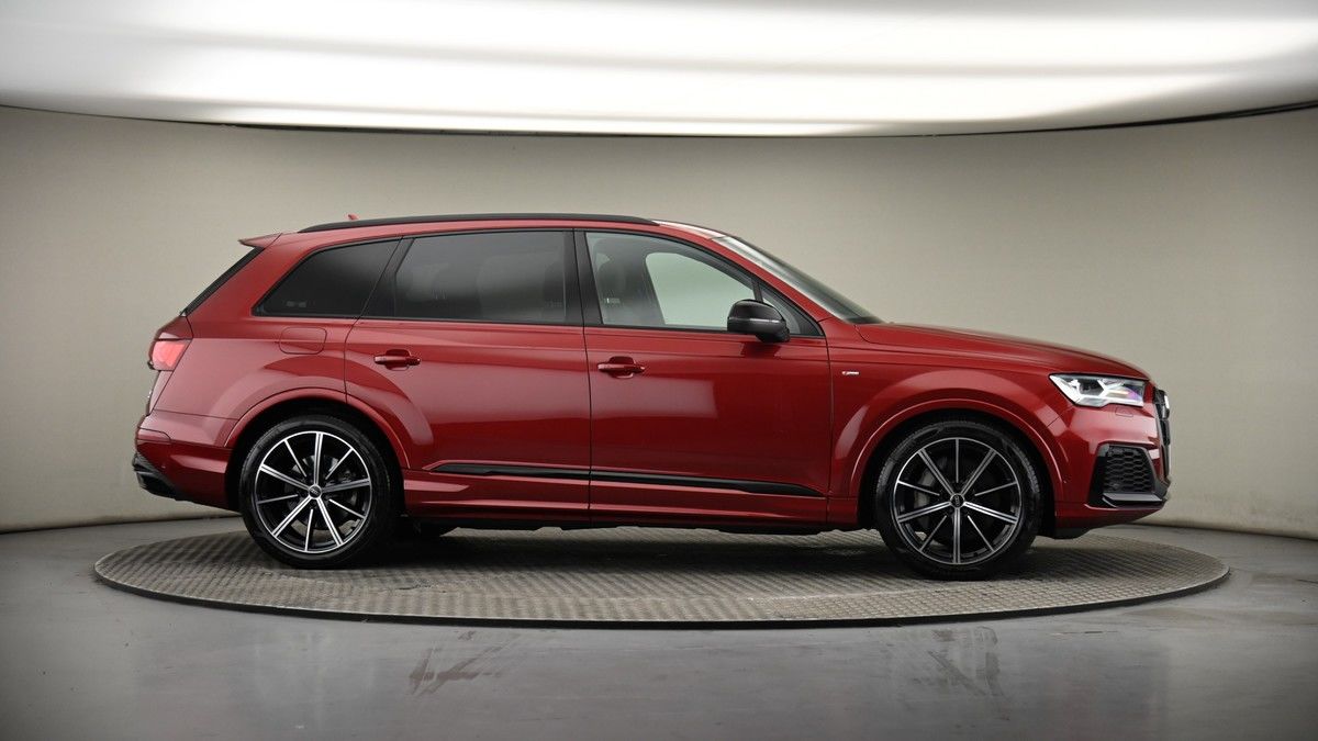 More views of Audi Q7