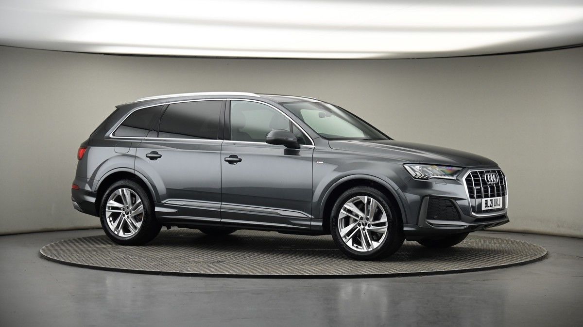 Audi Q7 Image 6