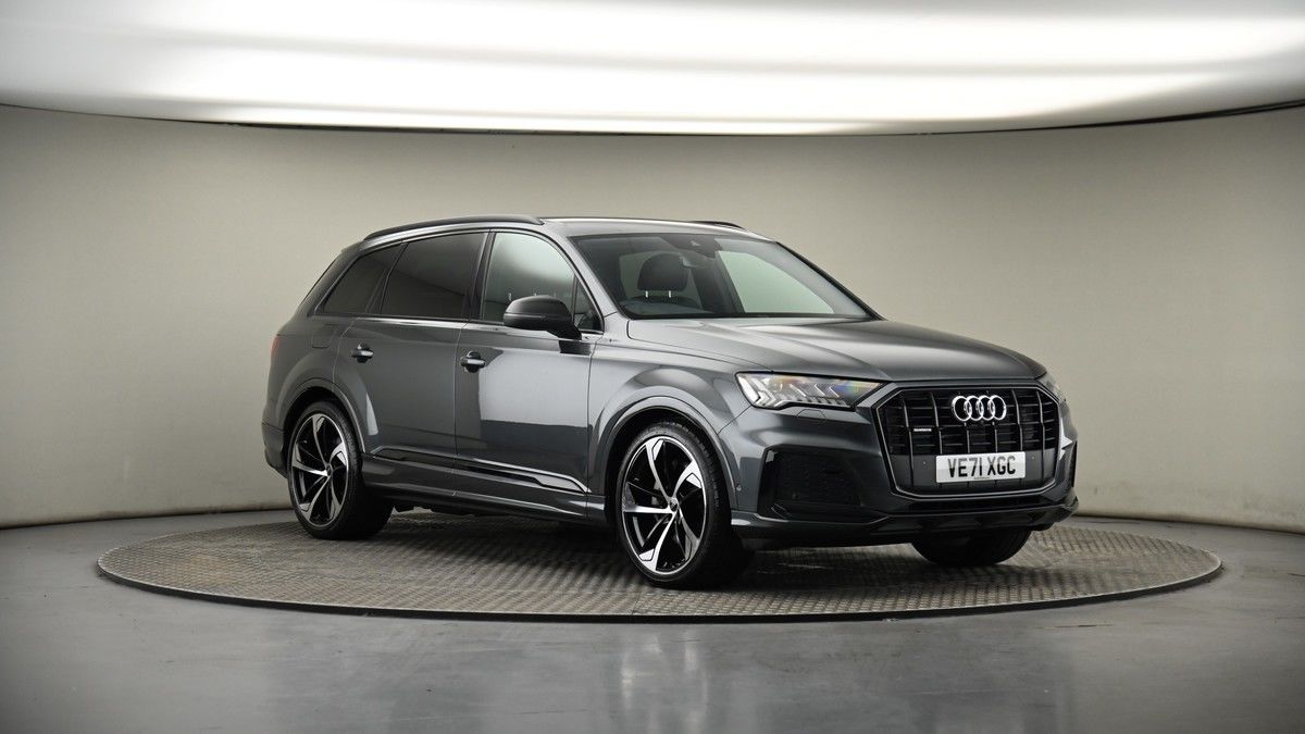 More views of Audi Q7