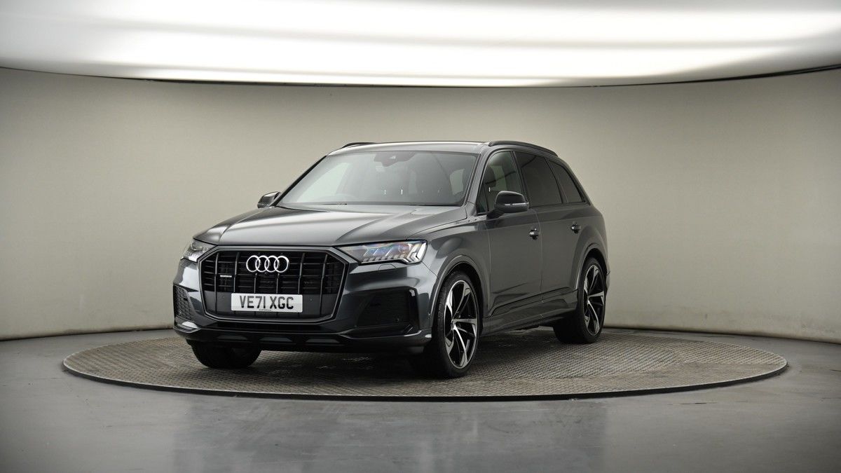 More views of Audi Q7