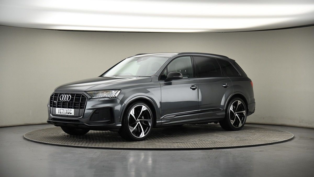 More views of Audi Q7