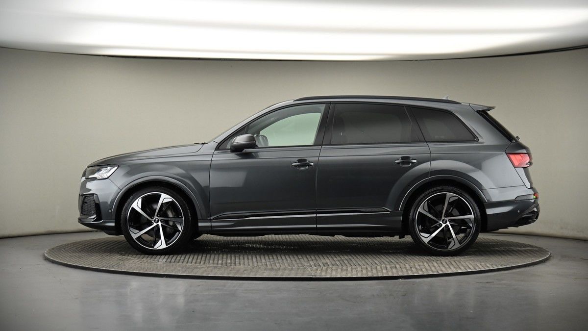 Audi Q7 Image 19