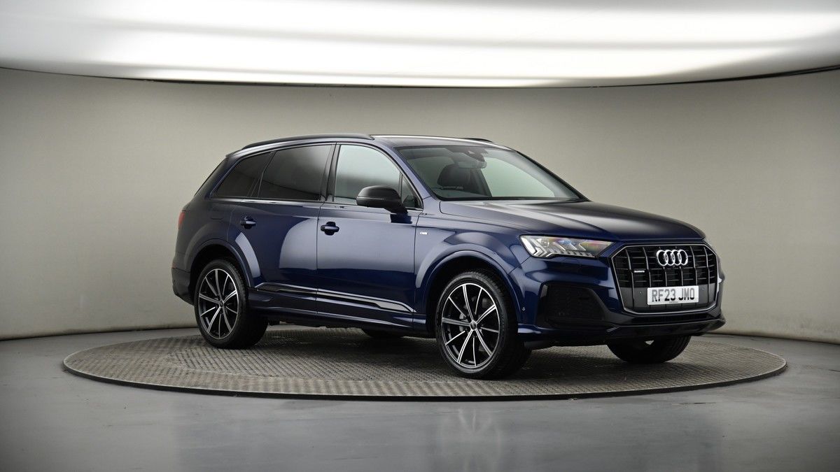 More views of Audi Q7