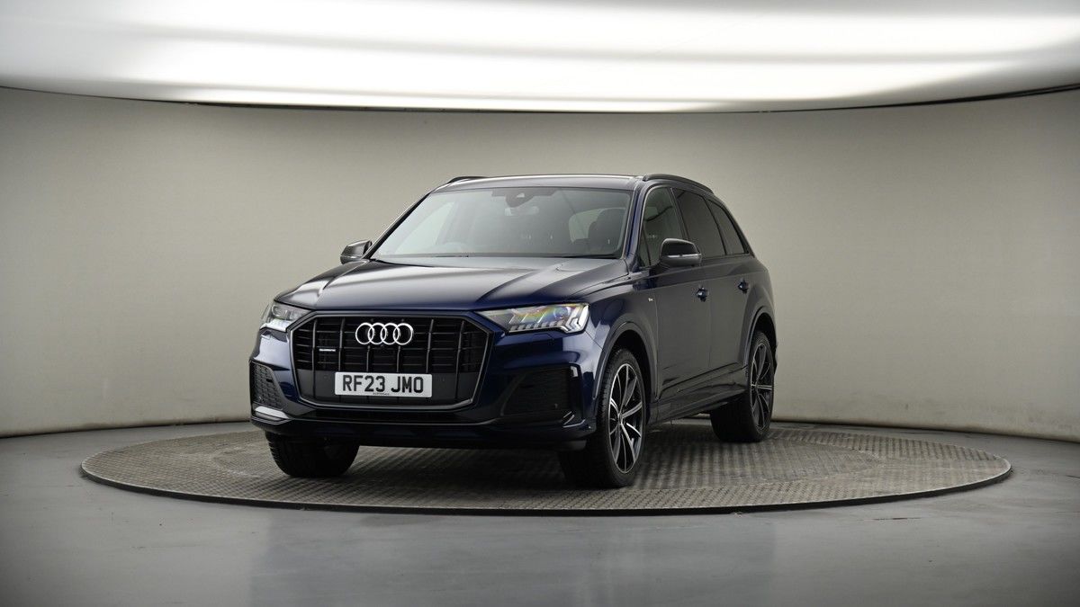 More views of Audi Q7