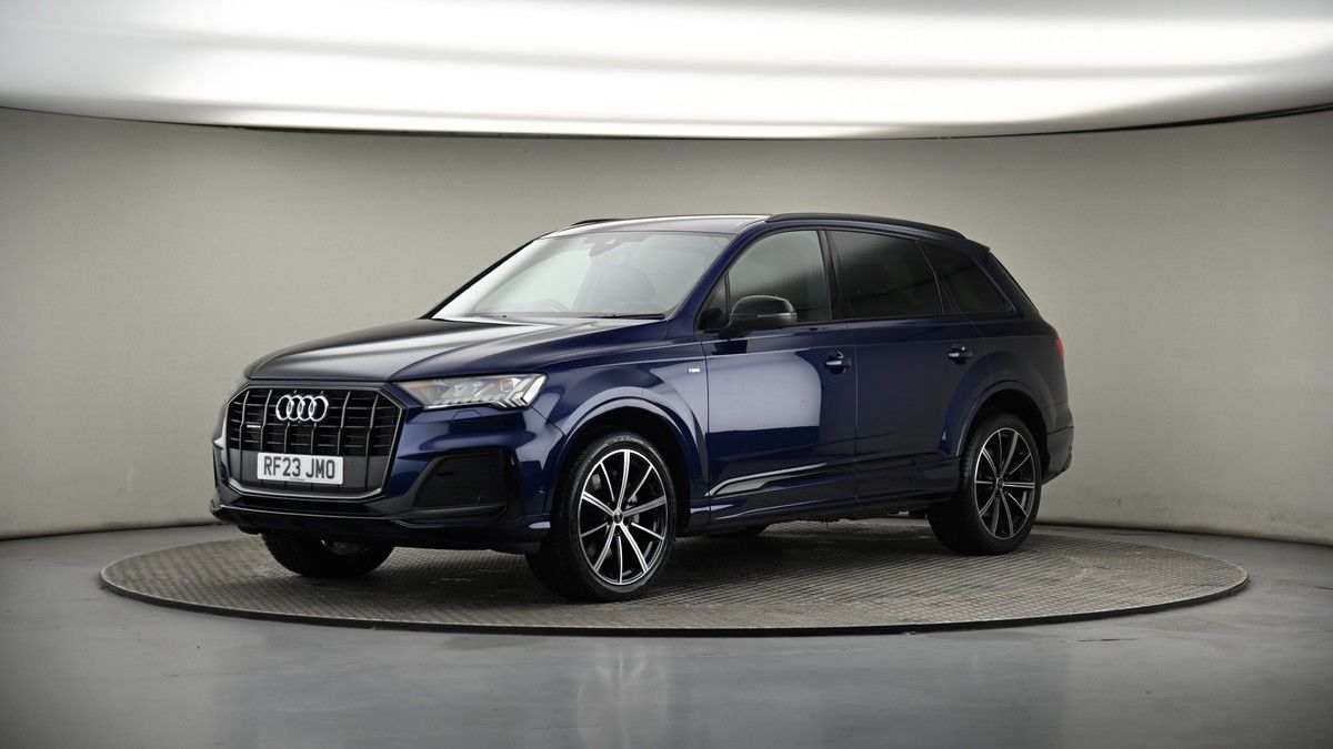 More views of Audi Q7