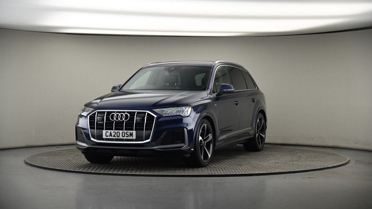 More views of Audi Q7