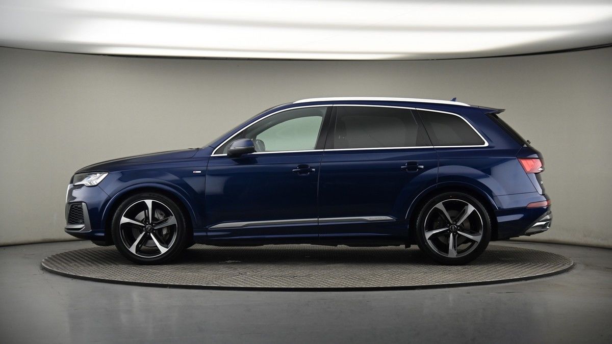 Audi Q7 Image 19