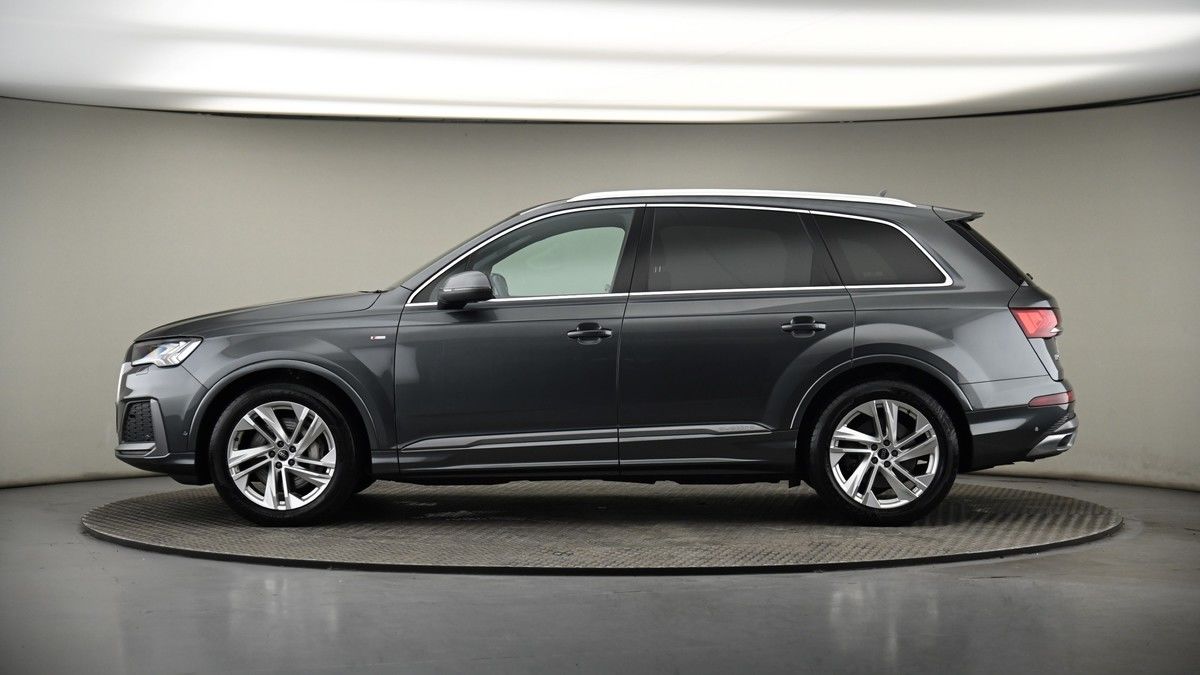 Audi Q7 Image 19