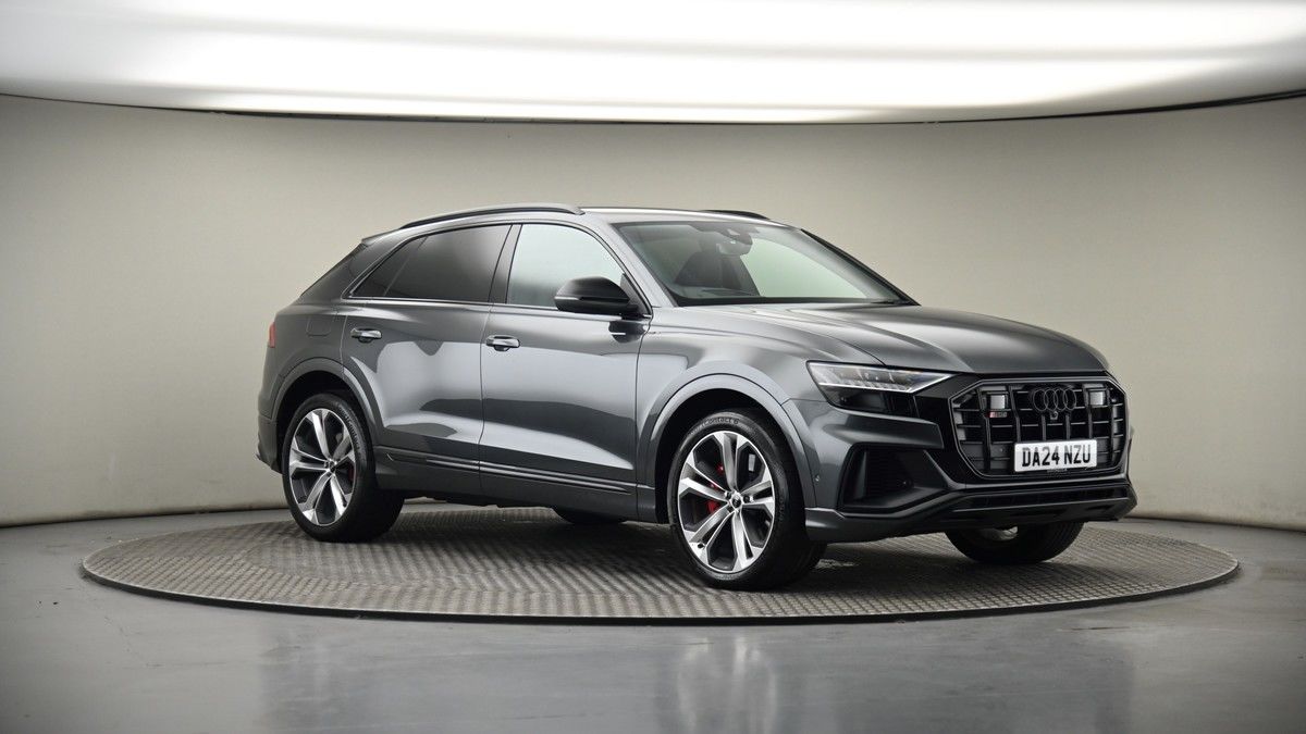 More views of Audi SQ8